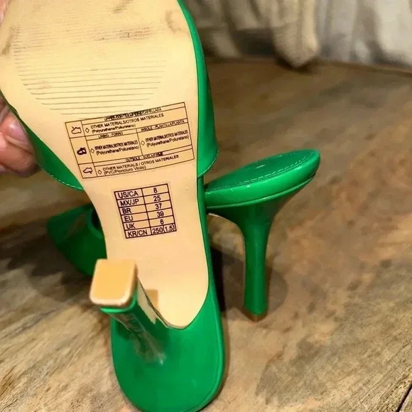 Forever 21 Heels size 8 - Picture 4 of 4